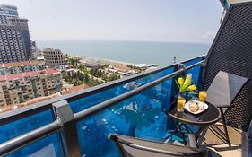 Deluxe Aparthotel In Orbi City